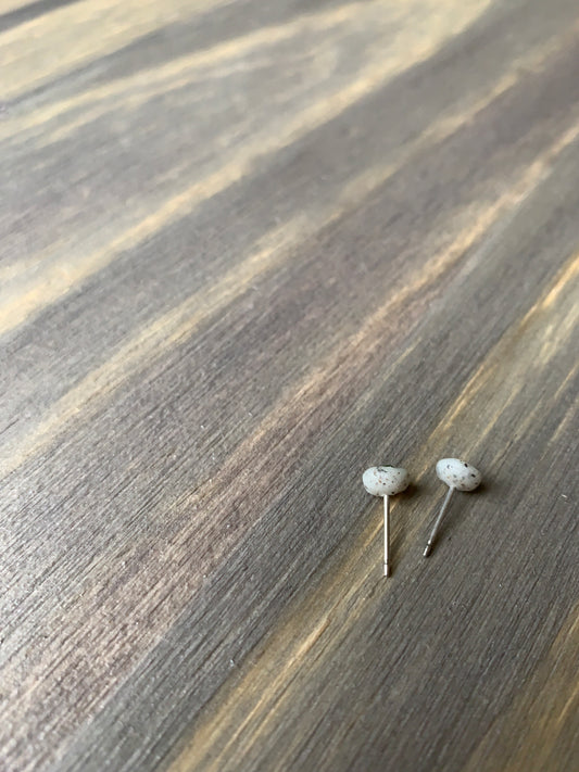 Crystal Studs | Peridot