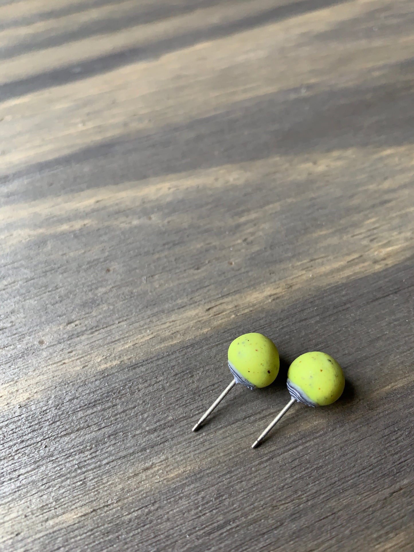 Pop Earrings | Neon Yellow